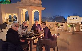 The Taj Vista Agra -Walking Distance To Taj Mahal